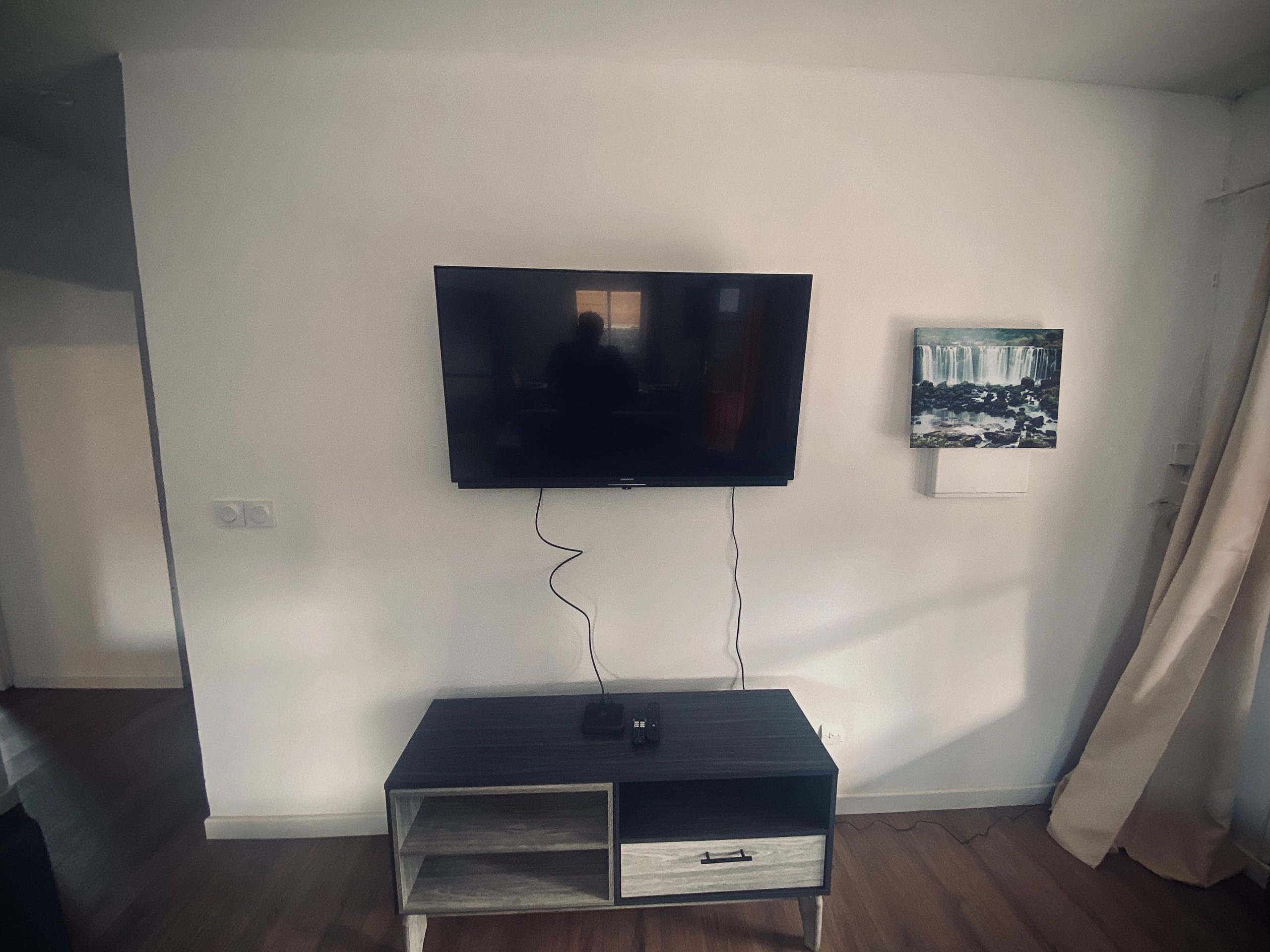 TV